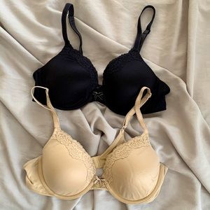 Bundle of 2 Madenform Bras, nude and black, super soft